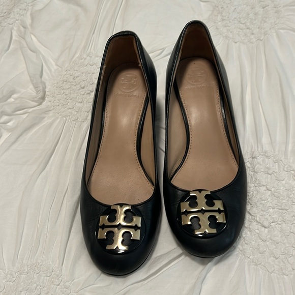 Tory Burch Pumps - Picture 1 of 5